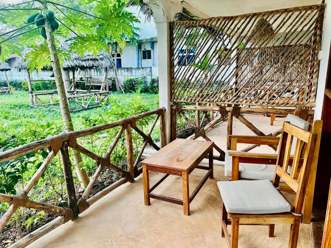 Отель Zanzigo Нунгви Экстерьер фото